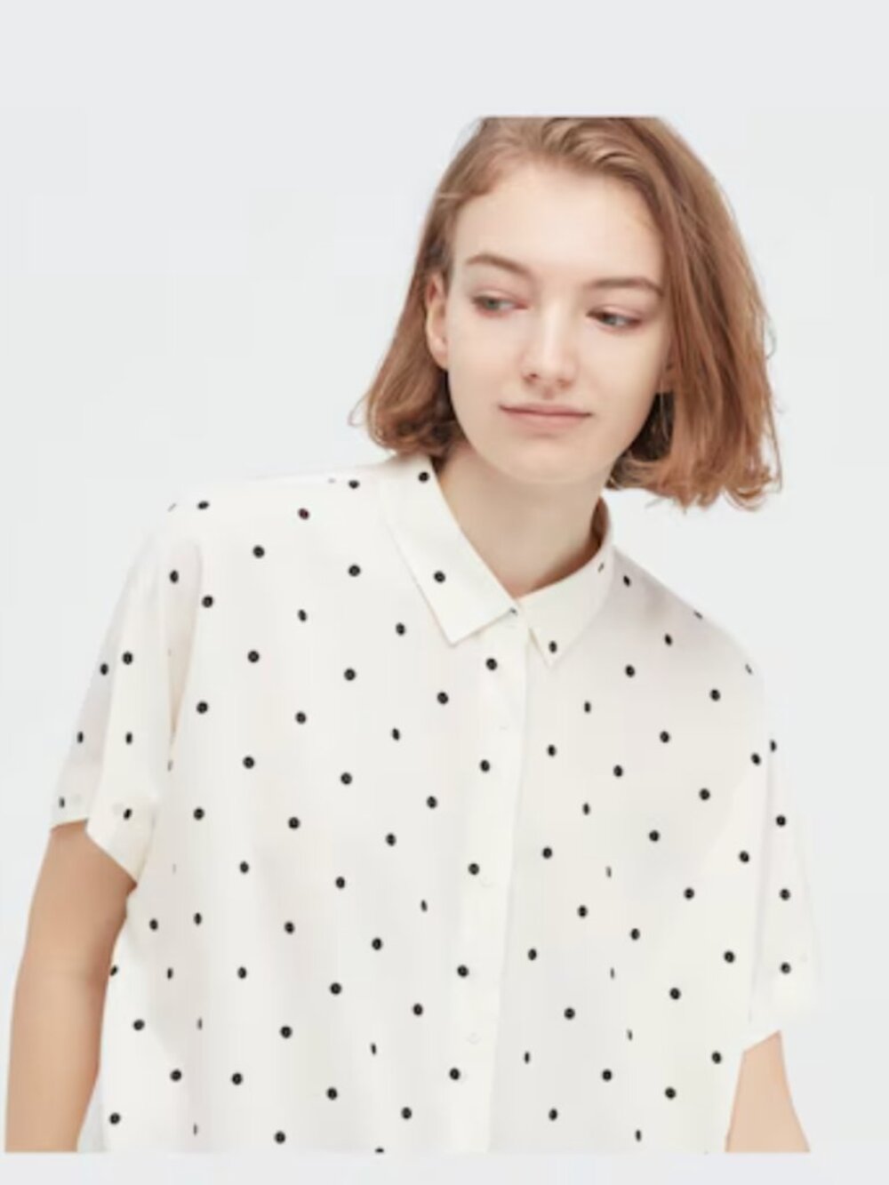 Uniqlo Polka Dot Rayon Printed Short Sleeve Blouse - Small